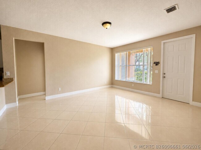 Photo - 3549 Forest Hill Blvd Unit 25