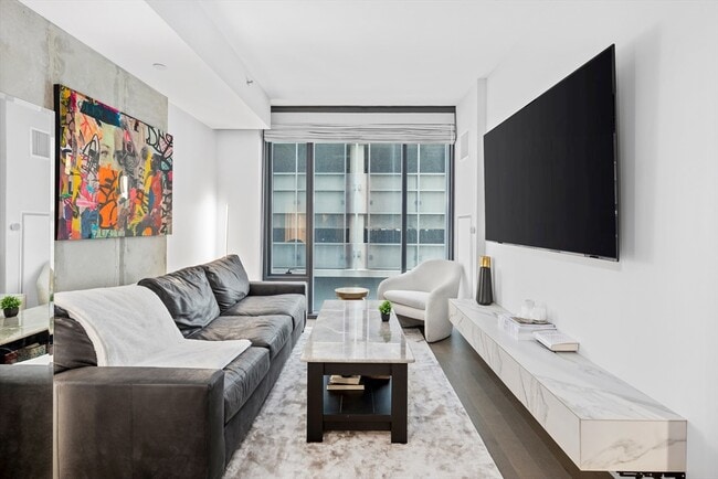 Building Photo - 55 Lagrange St Unit 508 Rental