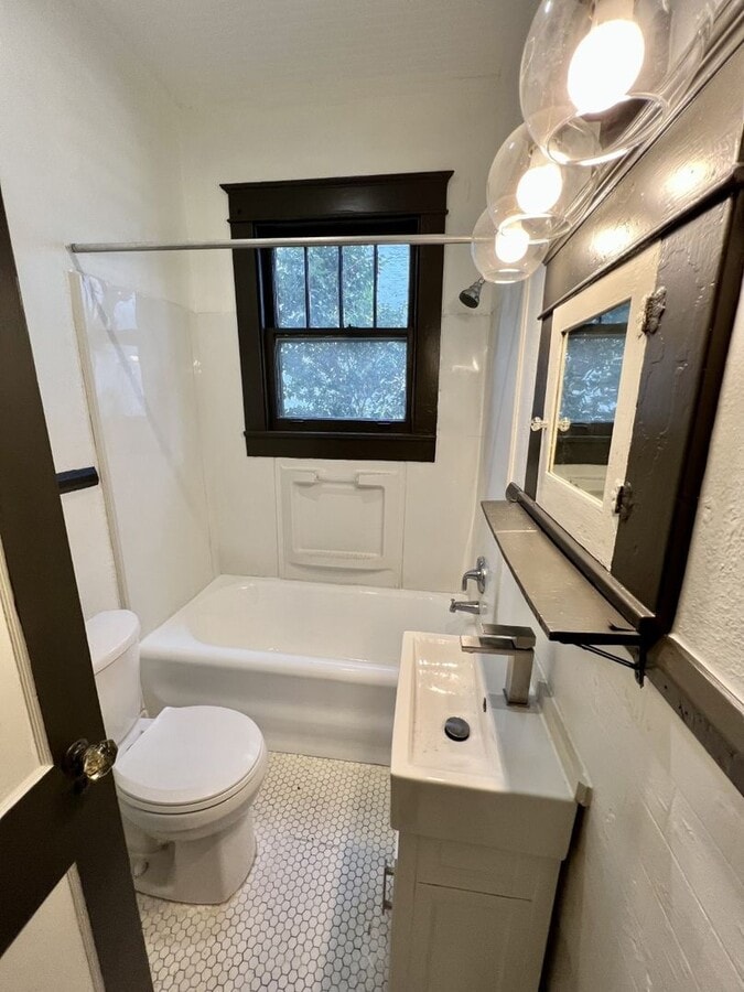 Photo - 408 E State St Unit 408 East State Street #A