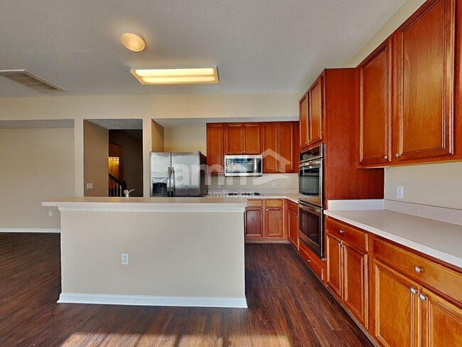 10402 Boyette Creek Blvd