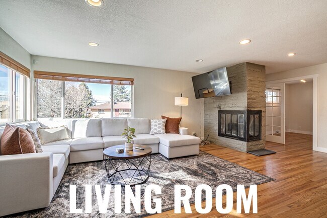 Photo - 10490 W Dakota Ave