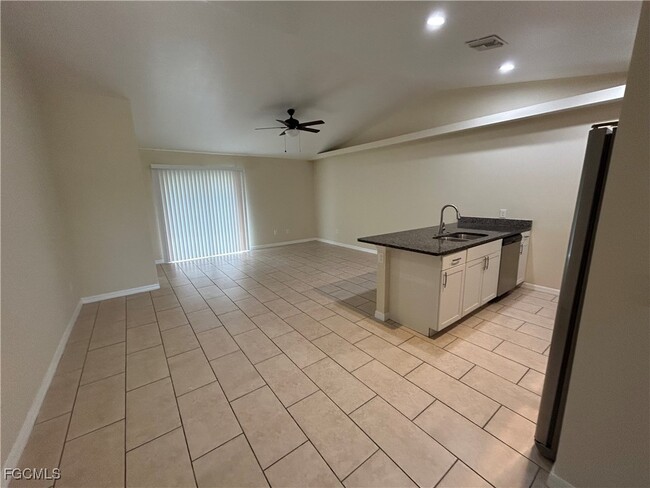Building Photo - 406 Piper Ave Rental