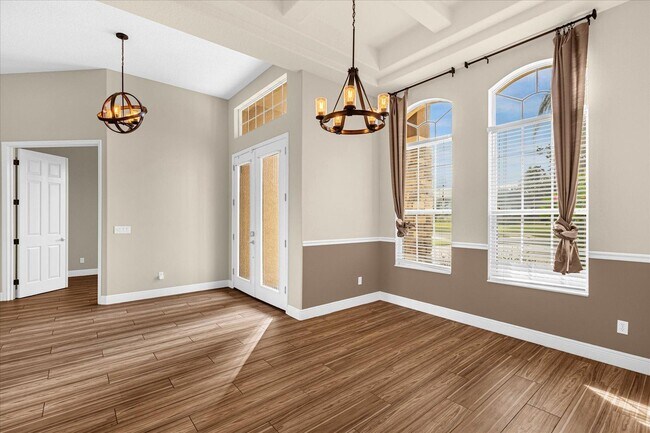 Photo - 2625 Tweed Run