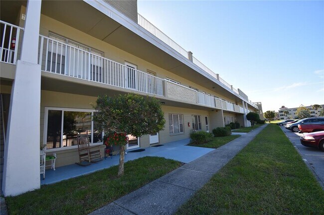 Photo - 2391 Sumatran Way Unit 53