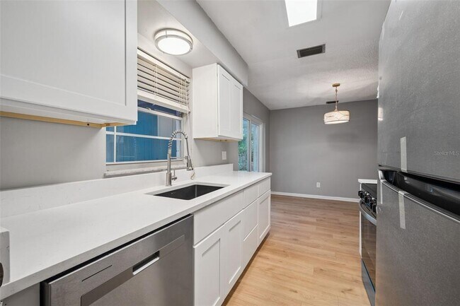 Photo - 1509 N Donnelly St