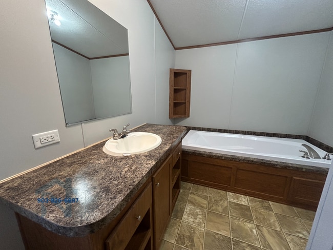 Photo - 358 County Rd