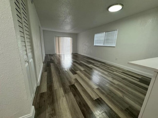 Photo - 5525 SW 41st St Unit 221