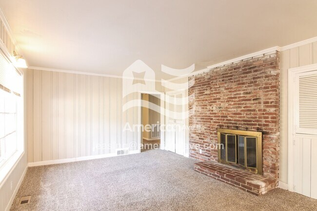 Photo - 717 Ridgecrest Rd