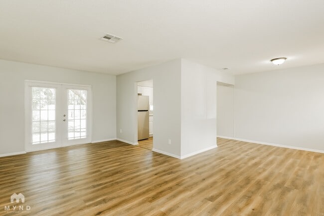Photo - 170 W Crystal Lake Ave