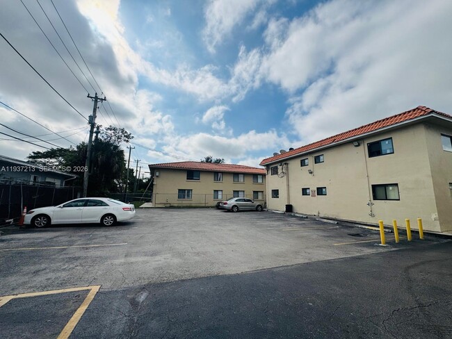 Photo - 201 NW 47th Ave Unit 3