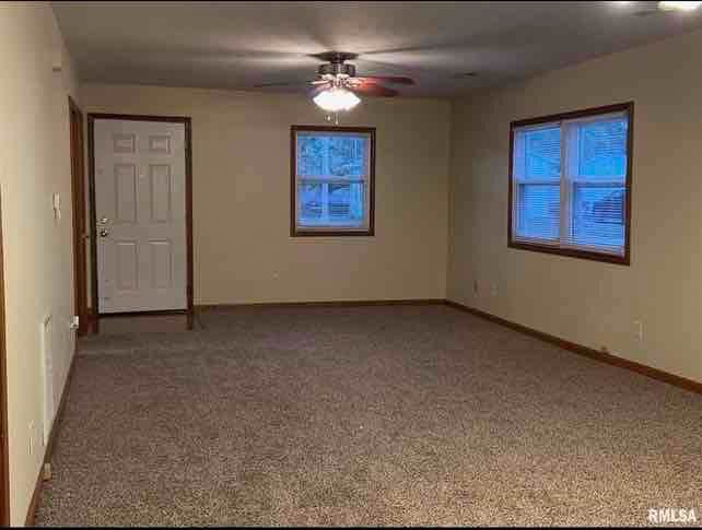 Photo - 213 E Madison St