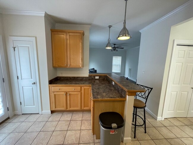 Photo - Bright and Welcoming 2-Story Retreat, Steps From the Ocean!