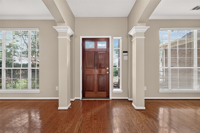 Photo - 18515 Autumn Park Dr