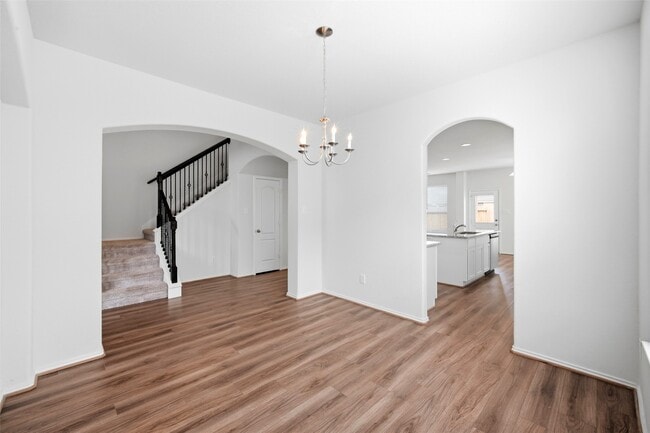 Photo - 5309 Camerford Ct