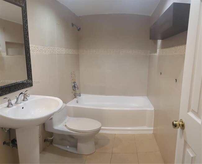 Photo - 1450 NE 191st St Unit 201