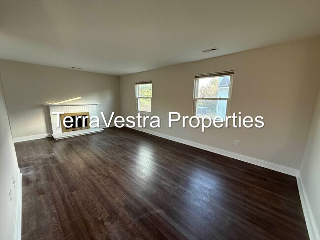 Photo - 162 Willow Turn Unit B