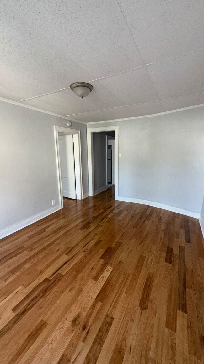 Palisades Apartments