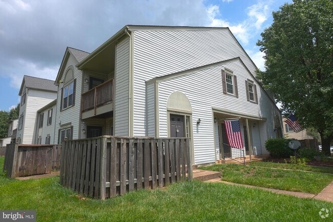 Building Photo - 7575 Belle Grae Dr Unit 13 Rental
