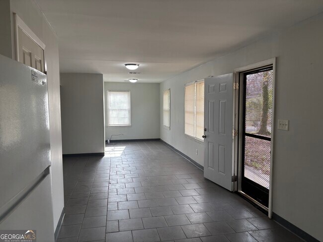 Photo - 5770 Satterfield Dr