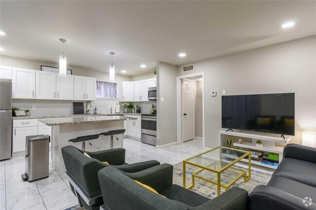 Building Photo - 8110 Albacore Dr Unit 32 Rental