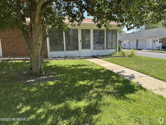 Building Photo - 844D Inverness Ct Rental