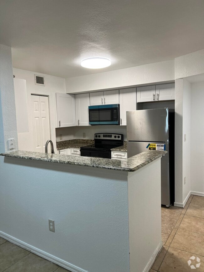 Building Photo - 6769 Heritage Grande Unit 2205 Rental