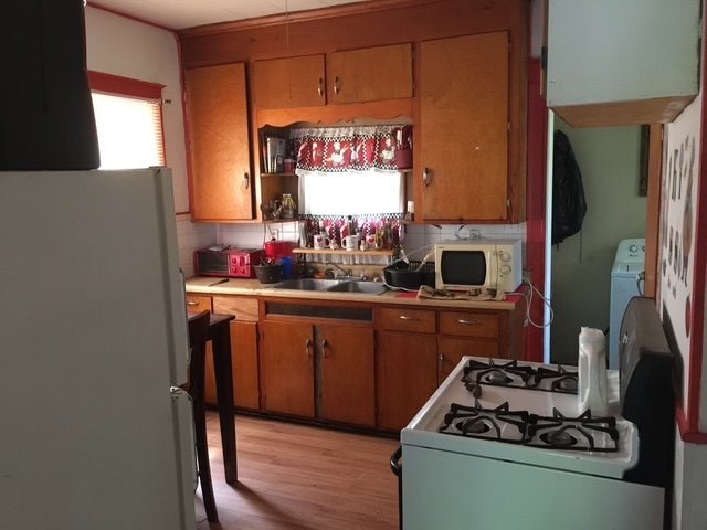 Photo - 907 Ferry Ave