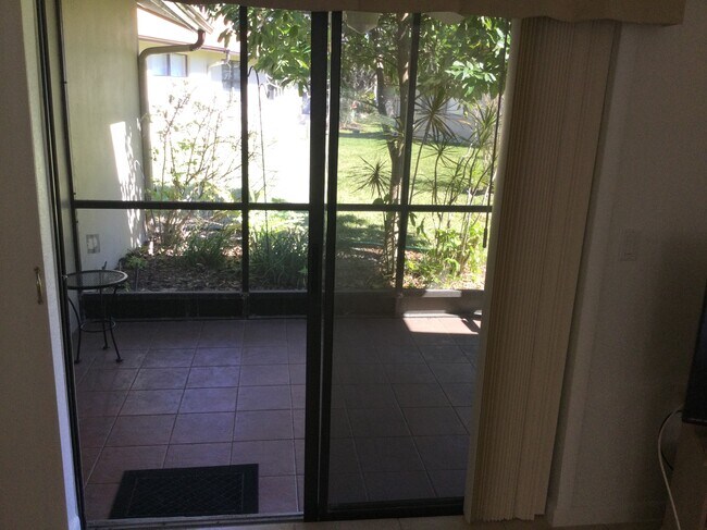 Photo - 1677 Fry Ct Unidad 1