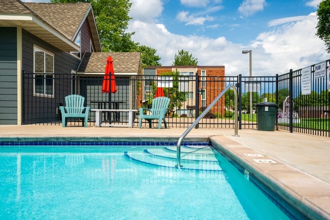 Pinehurst Apartments
