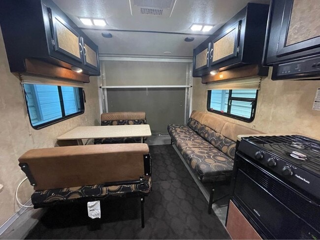 Photo - 5250 US-441