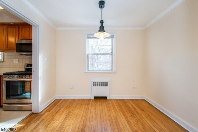 Photo - 445 Morris Ave Unit 7