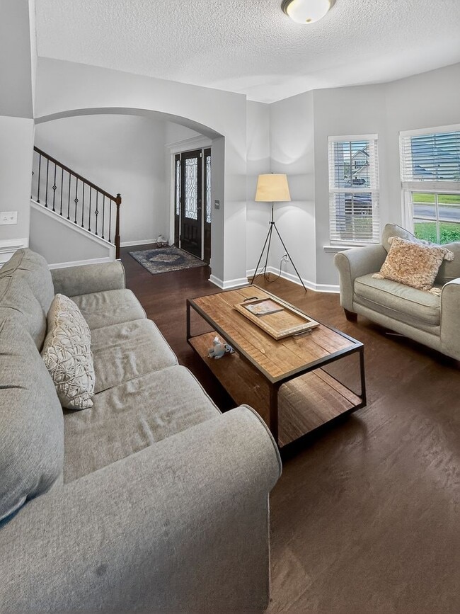 Photo - SPRING MOVE-IN SPECIAL: 50% OFF 1ST MONTH'S RENT!**