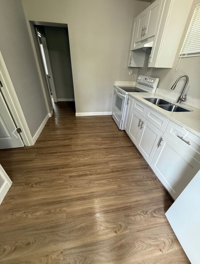 Photo - 962 19th Ave S Unit 962-C