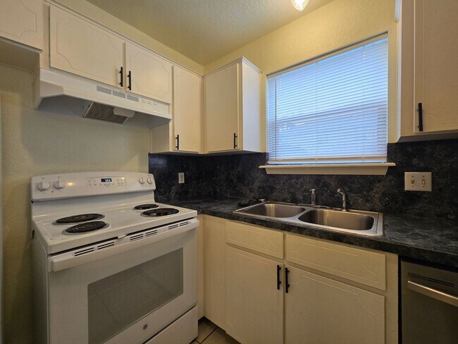 Photo - COMING SOON! Unit 3902 Old FM 440 - D
