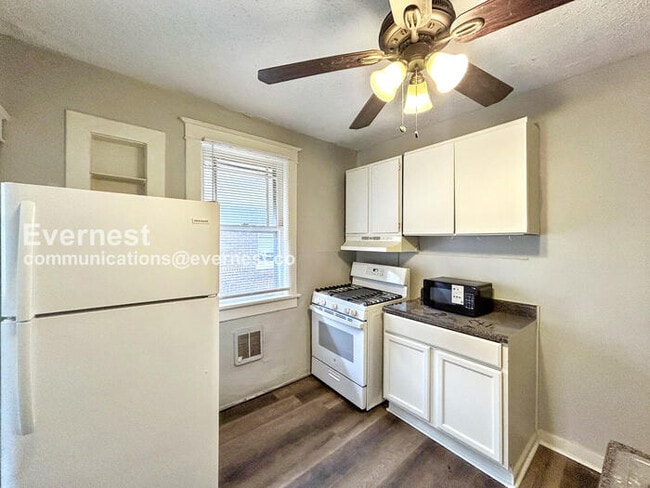 Photo - 180 Clark Pl