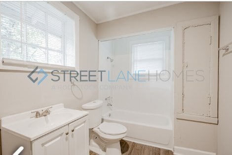 Photo - 605 S Lee St