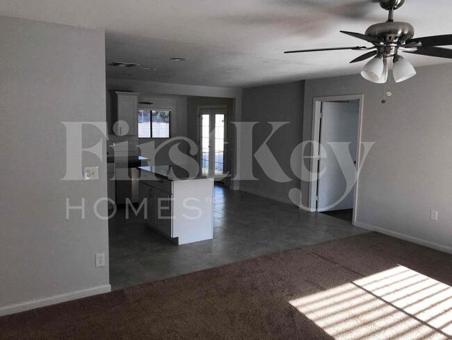 Photo - 9808 N 47th Ave