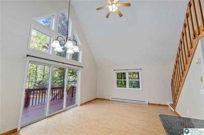 Photo - 273 Four Seasons Dr