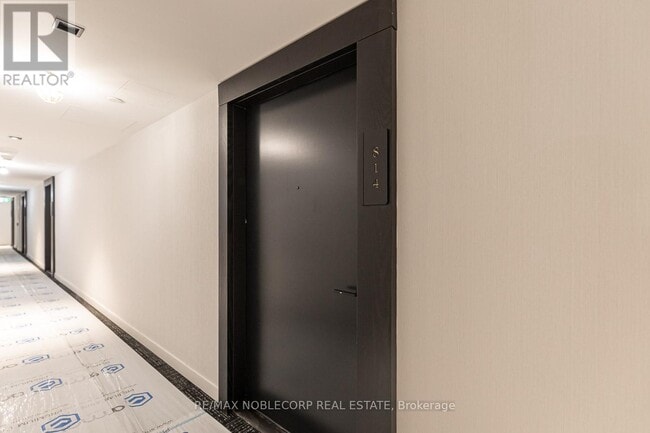 Photo - 127 Broadway Ave Unité 814