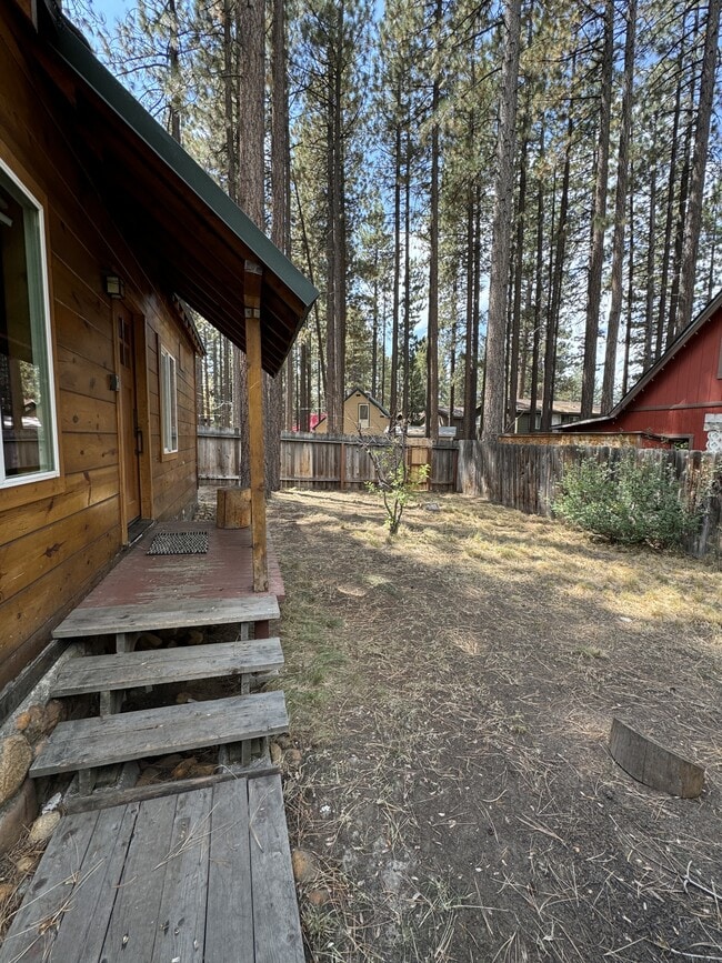 Photo - 1044 Glen Rd