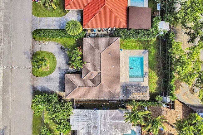 Photo - 2190 NE 122nd St