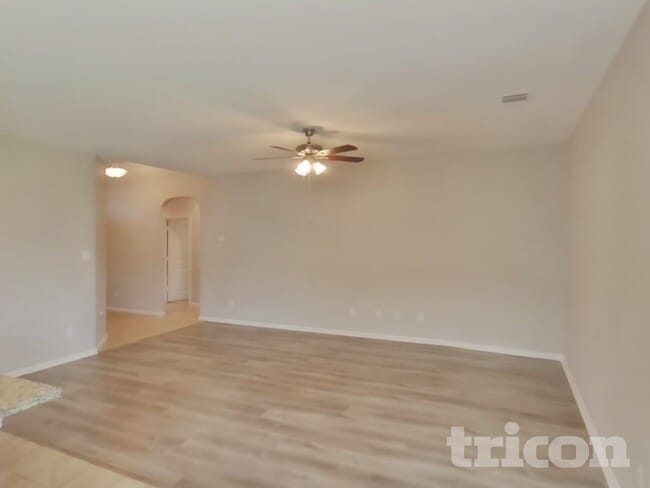 Photo - 728 Walls Blvd