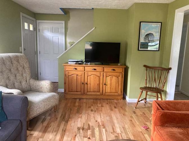 Photo - 11 Ivanhoe Dr