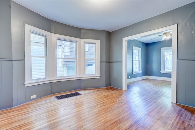 Photo - 223-225-225 Rosewood Terrace Unidad 223