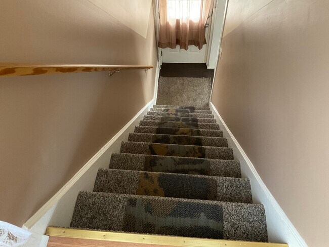 Photo - 376 E Blackwell St