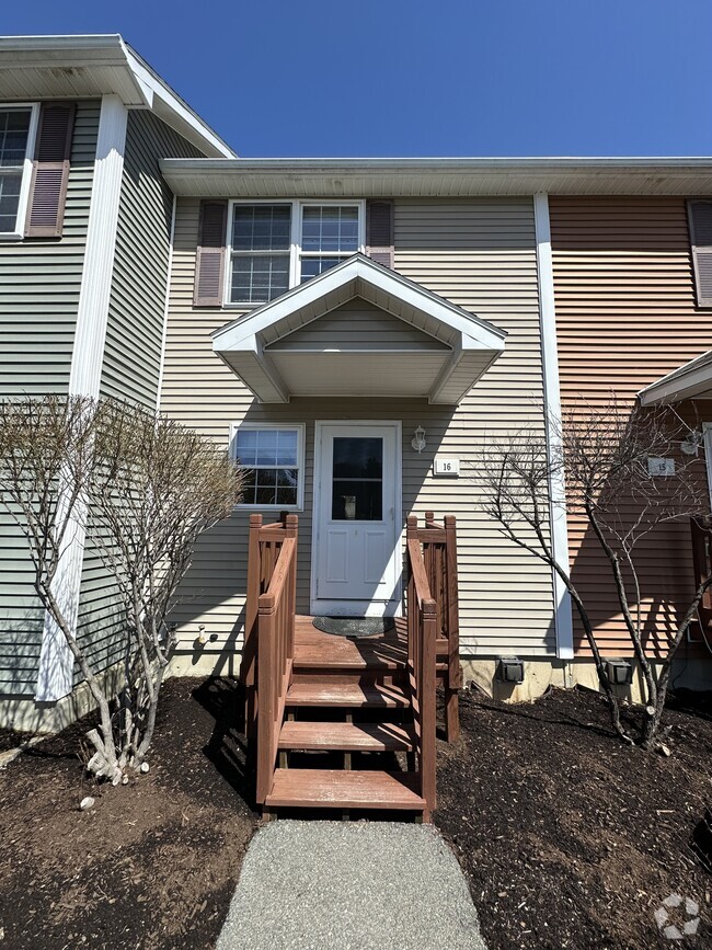 Building Photo - 16 River Village Dr Rental