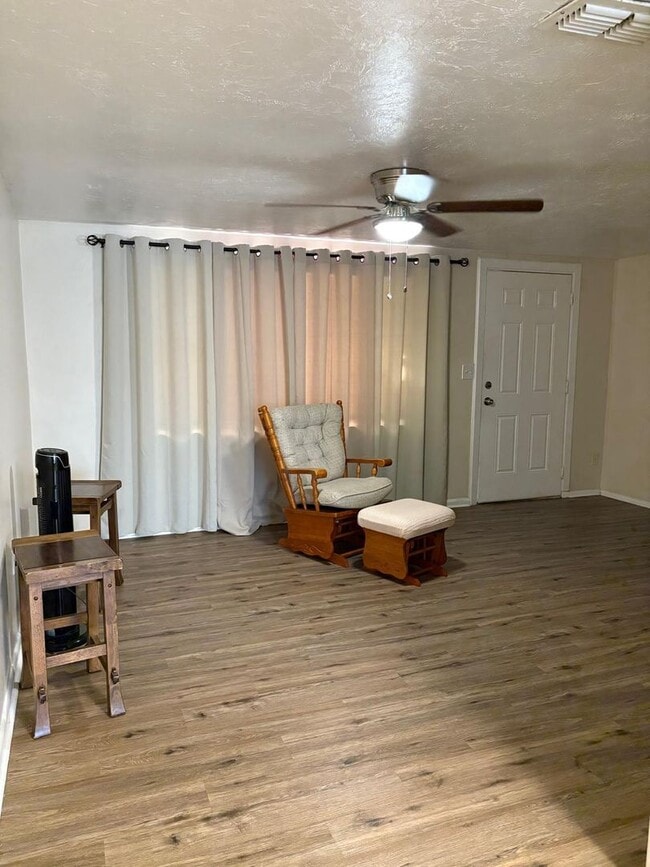 Photo - Move-In Ready 3BR/2BA single-Family Home i...
