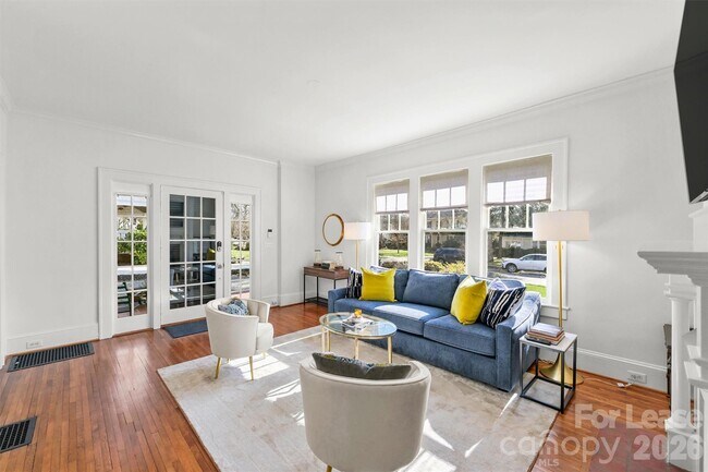 Photo - 2023 Greenway Ave
