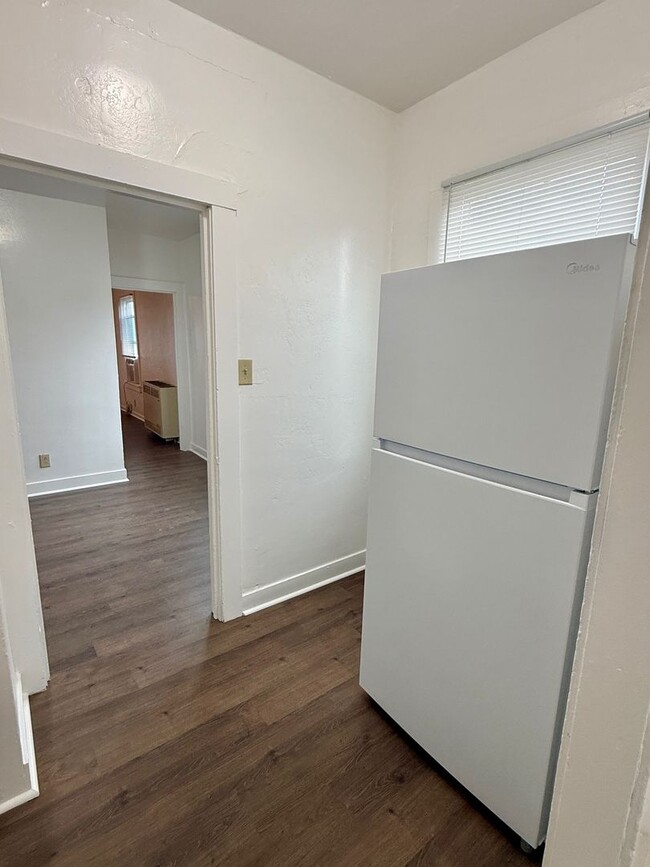 Photo - 1 Bedroom 1 Bath Duplex!
