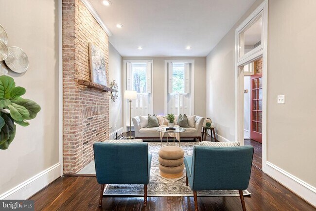 Photo - 23 N Chester St